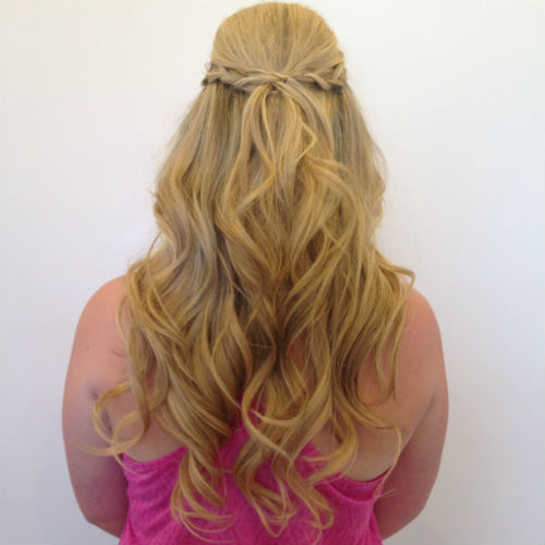 Top Holiday Womens Hairstyles from Blo Gaslamp